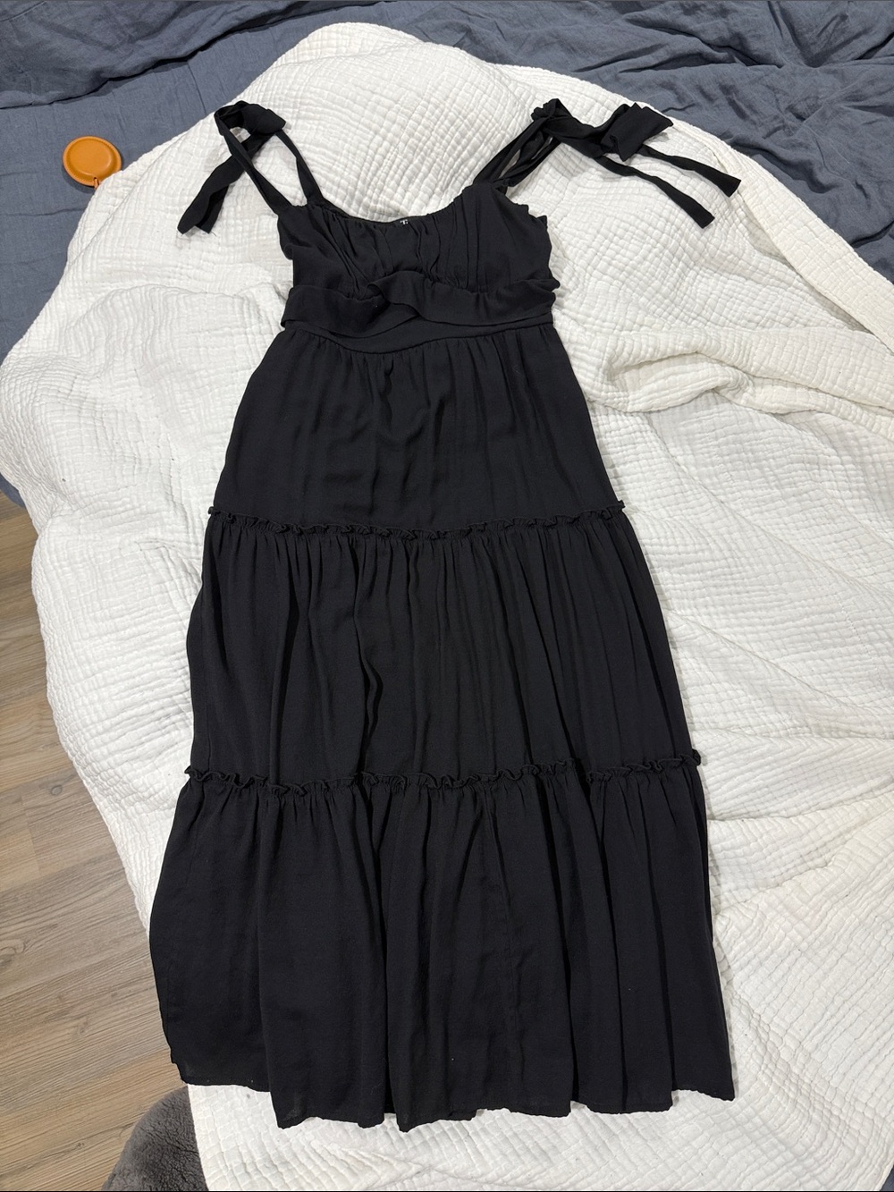 Trixxi Black Tie-Shoulder Tiered Maxi Dress